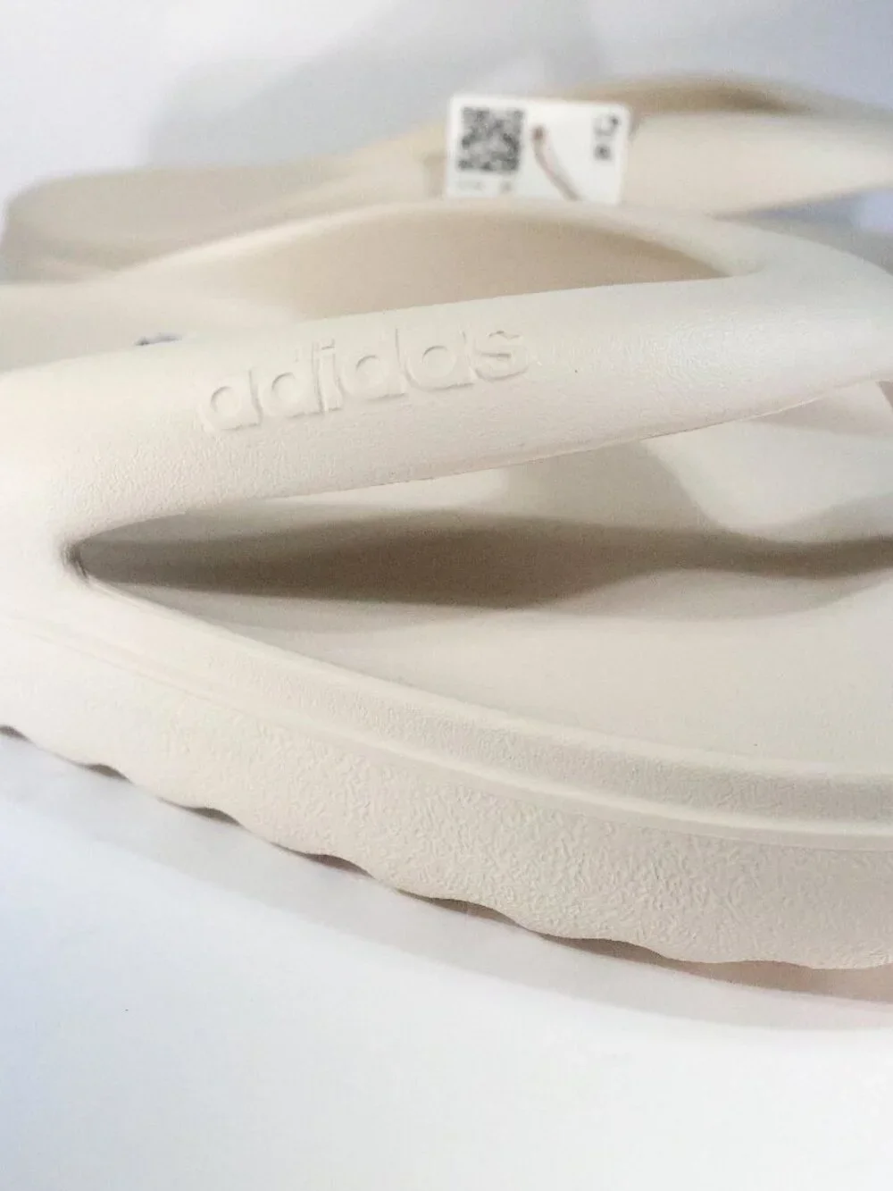 Adidas Adilette Lumia Slides Flip Flops White Unisex MEns Siz 11 Womens Size 12